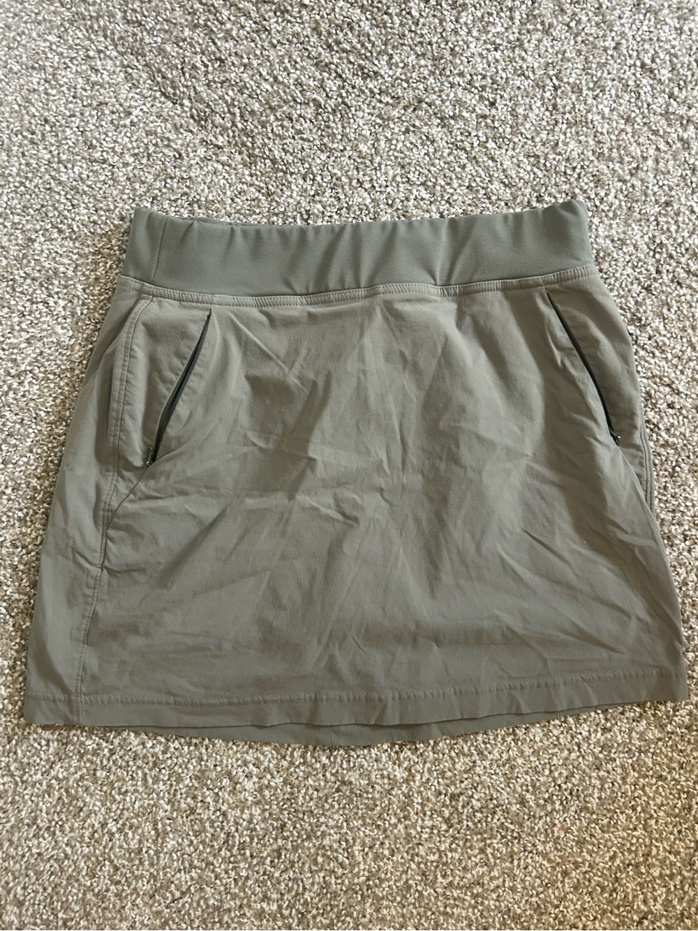 Eddie Bauer Olive Athletic Skort Women size 6